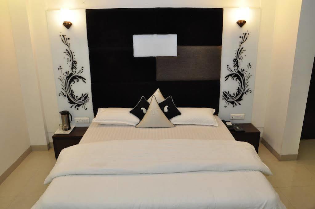 Hotel The Kamta Agra  Zewnętrze zdjęcie